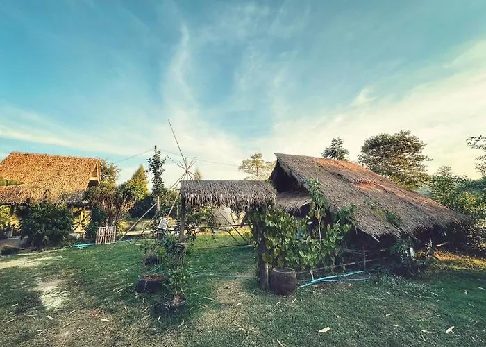 Royal Mountain Hut * Ratchaburi