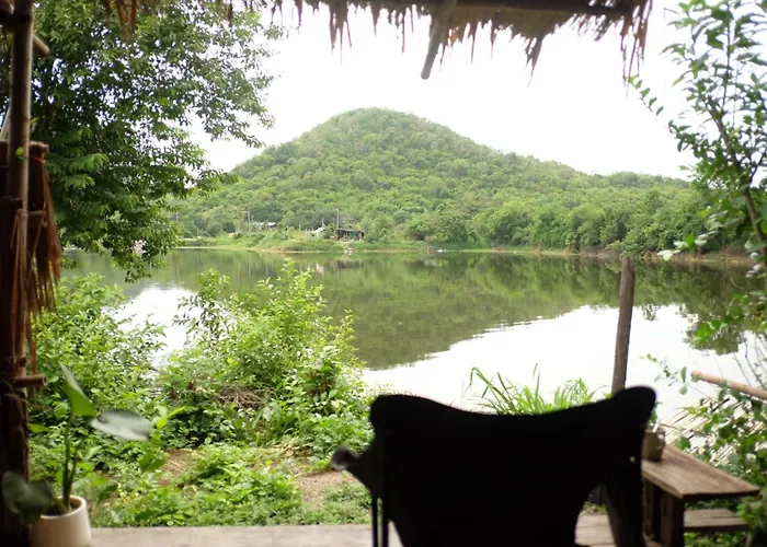 Royal Mountain Hut * Ratchaburi
