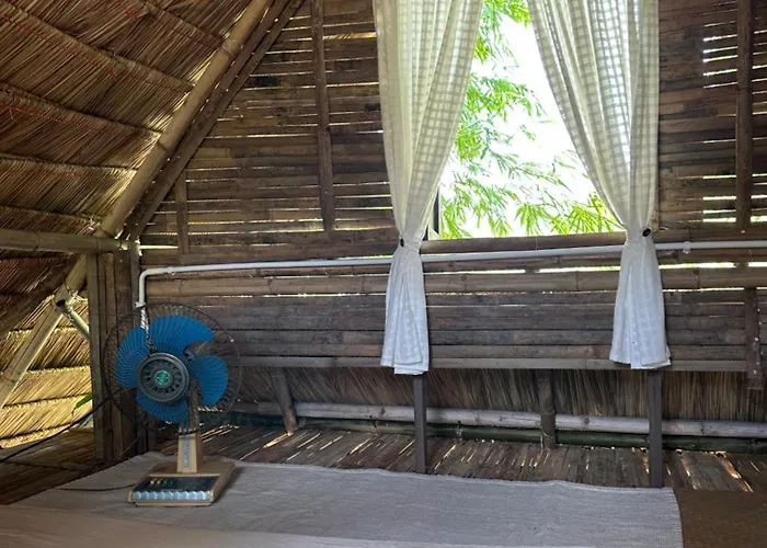 เต็นท์หรู Royal Mountain Hut