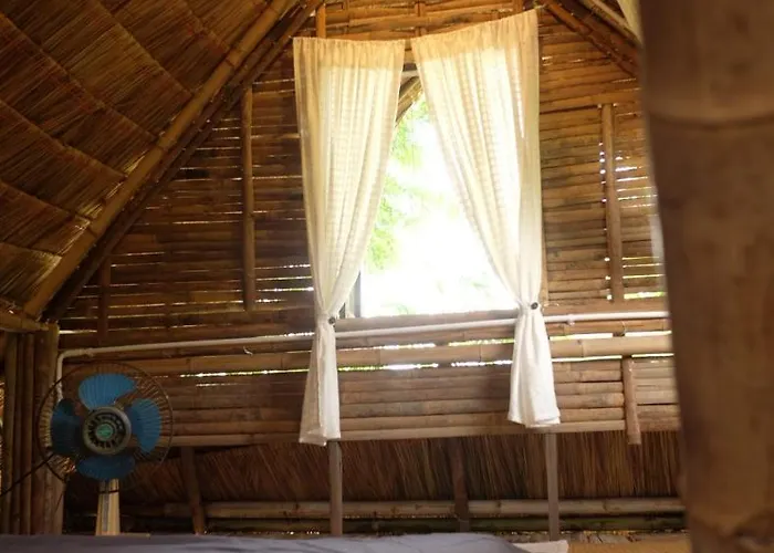 เต็นท์หรู Royal Mountain Hut